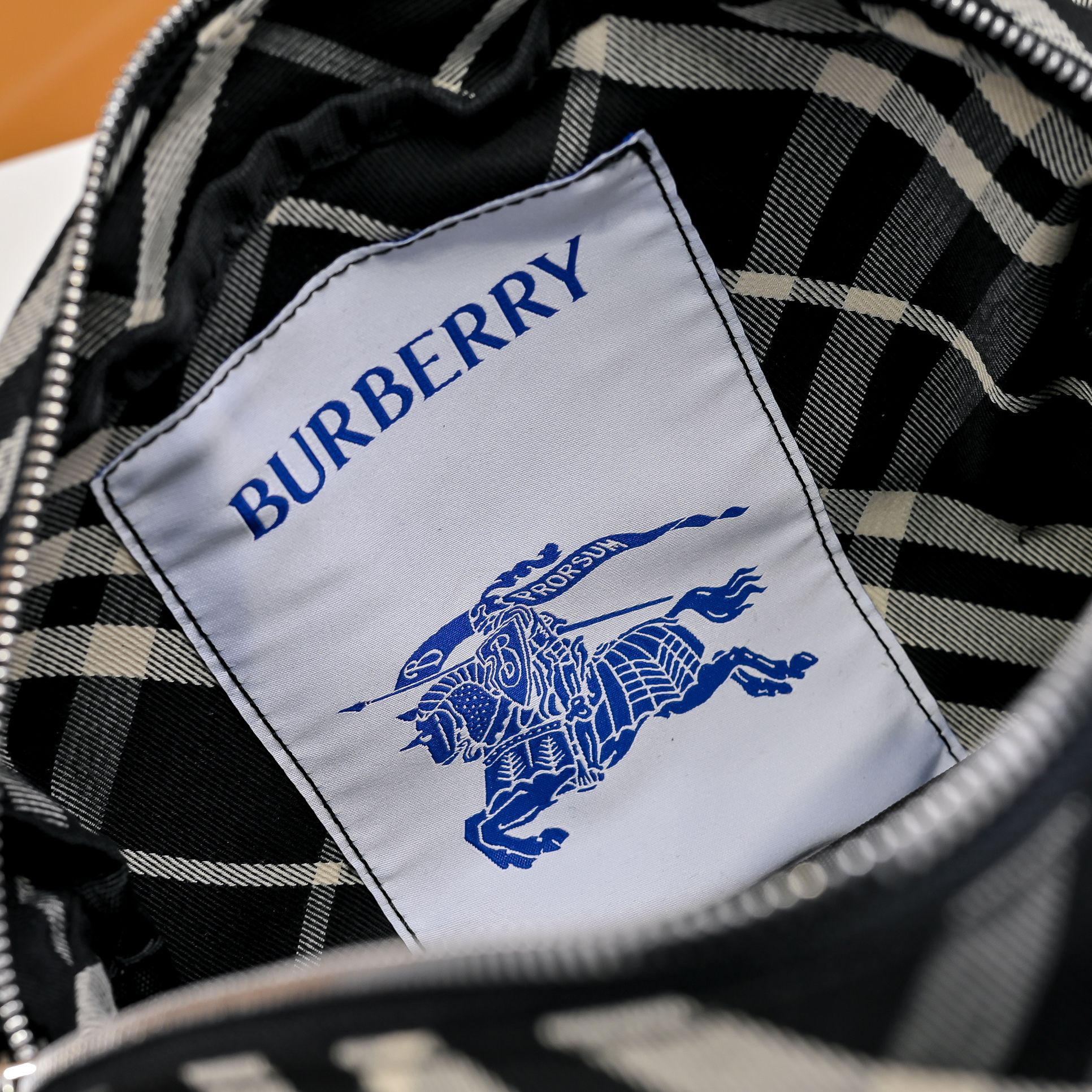 Burberry bag-5