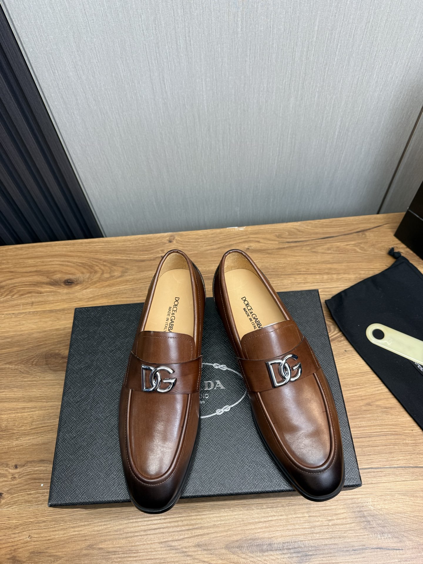 D&G men's leather shoes-25