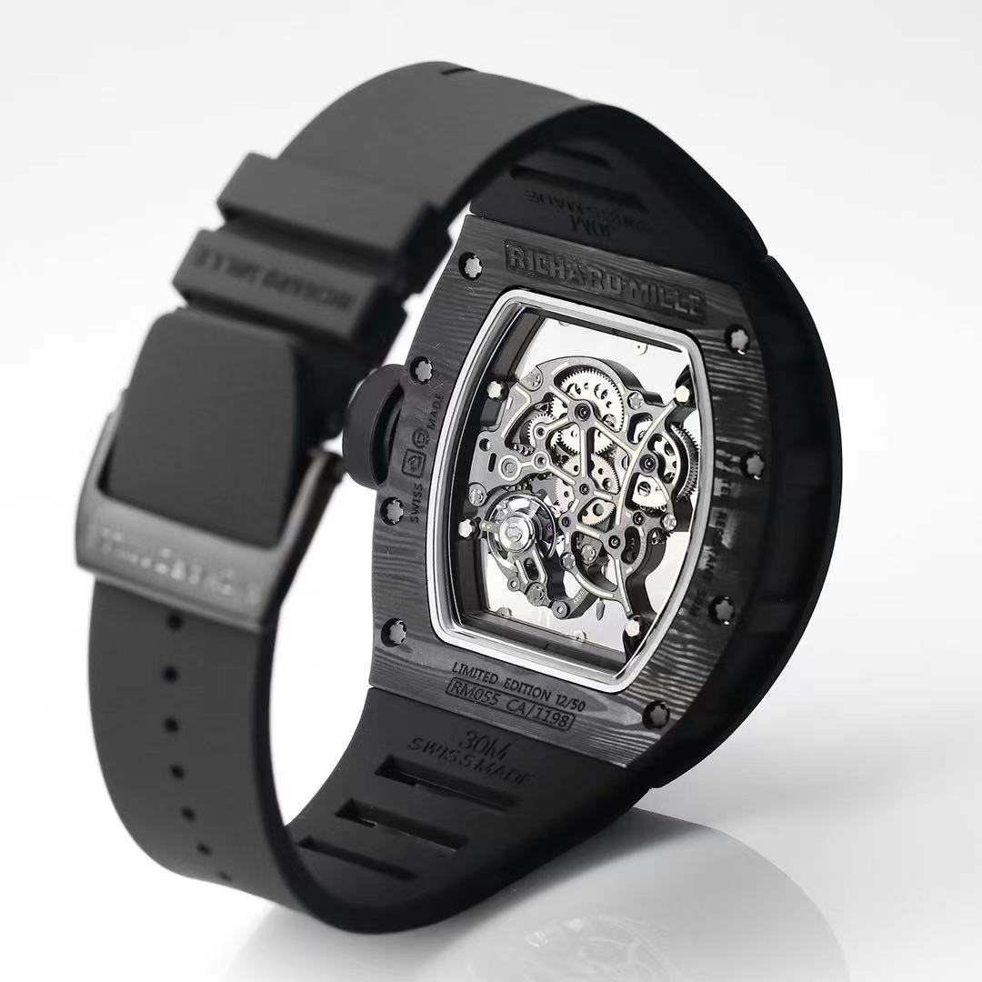 Watch 17