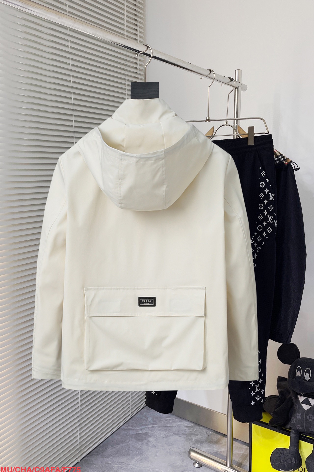 Prada Clothing-389