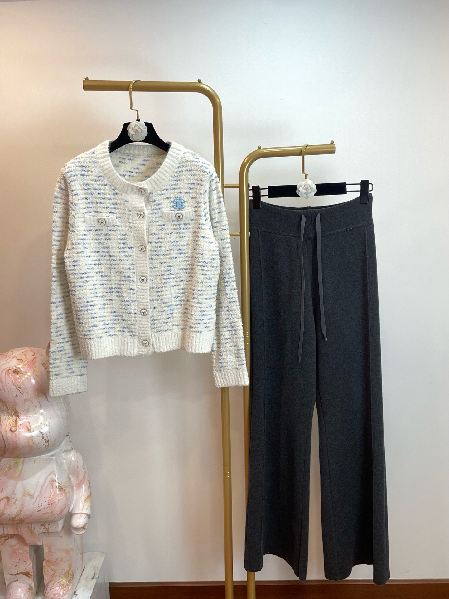 Chanel clothing-124
