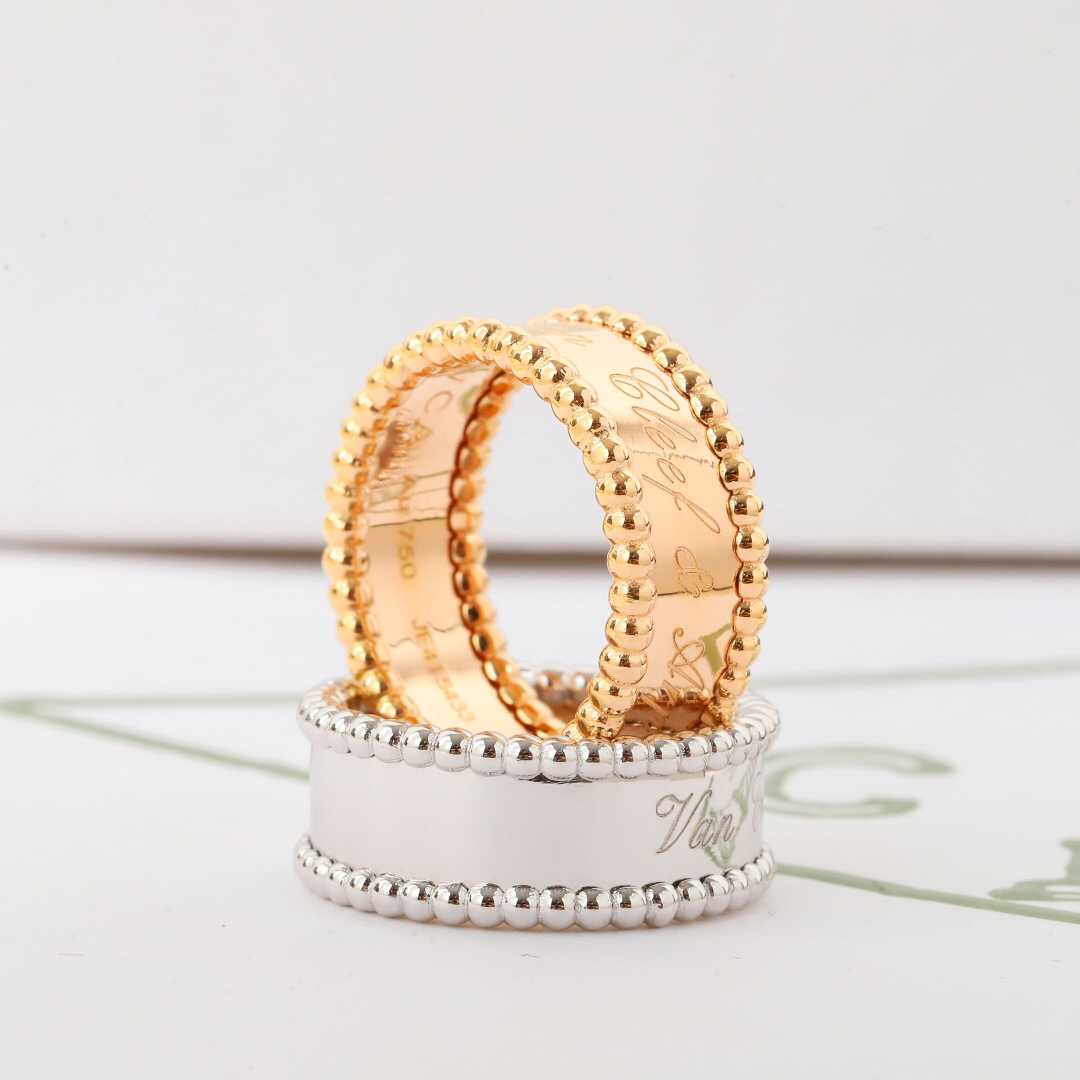 Van Cleef & Arpels ring-55