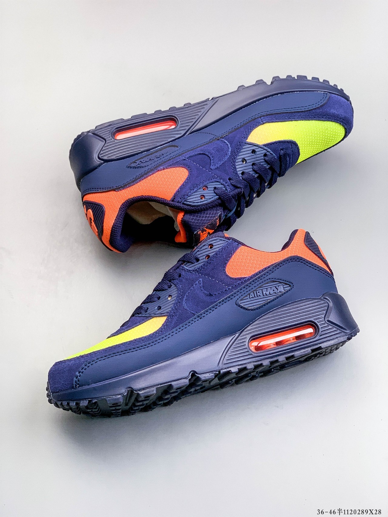 Nike Sneakers-323
