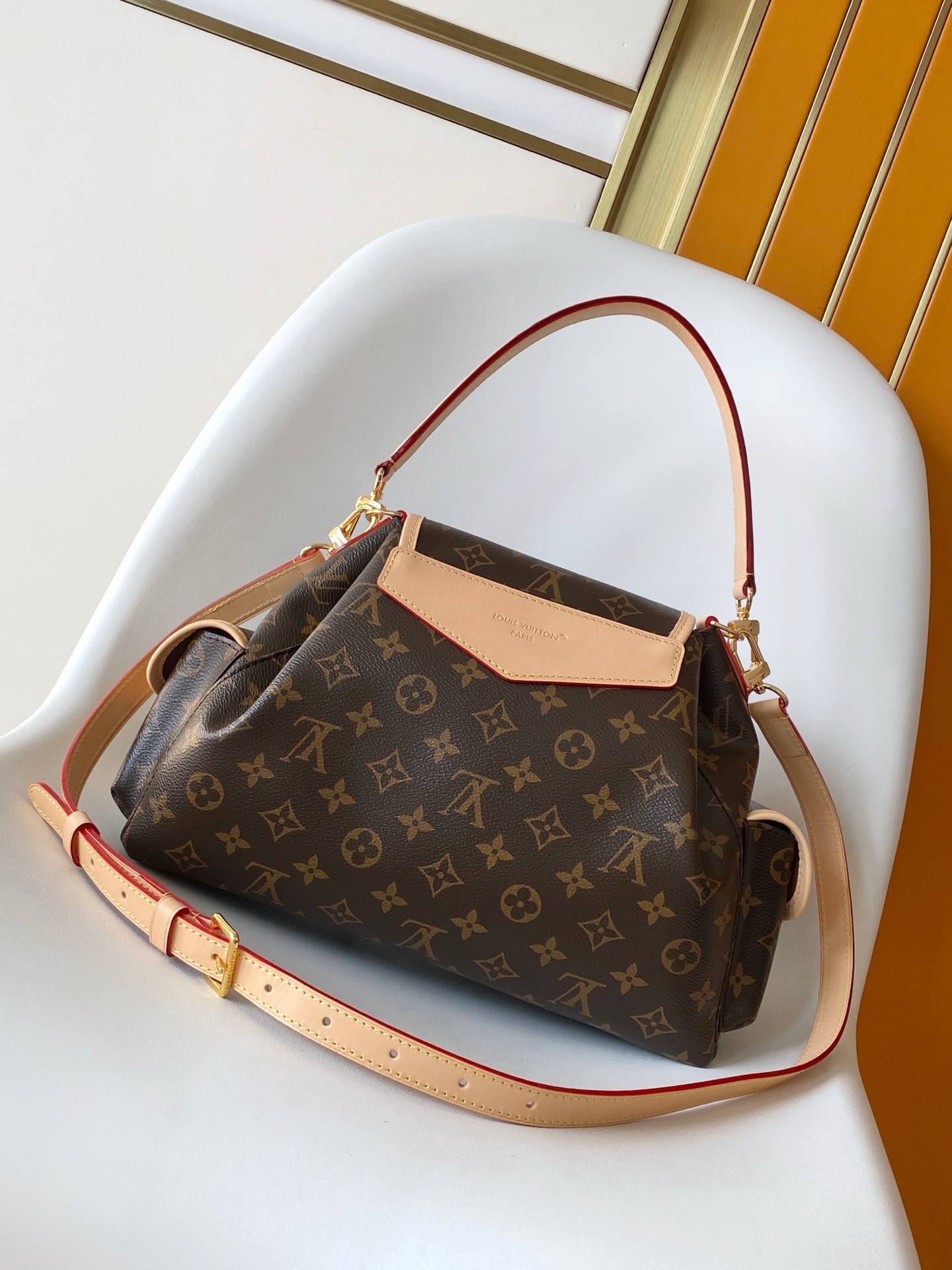 Louis Vuitton bag-174