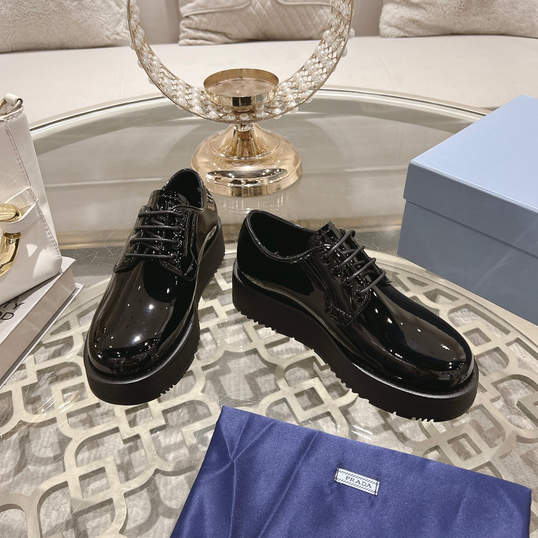 Prada women's leather shoes-20