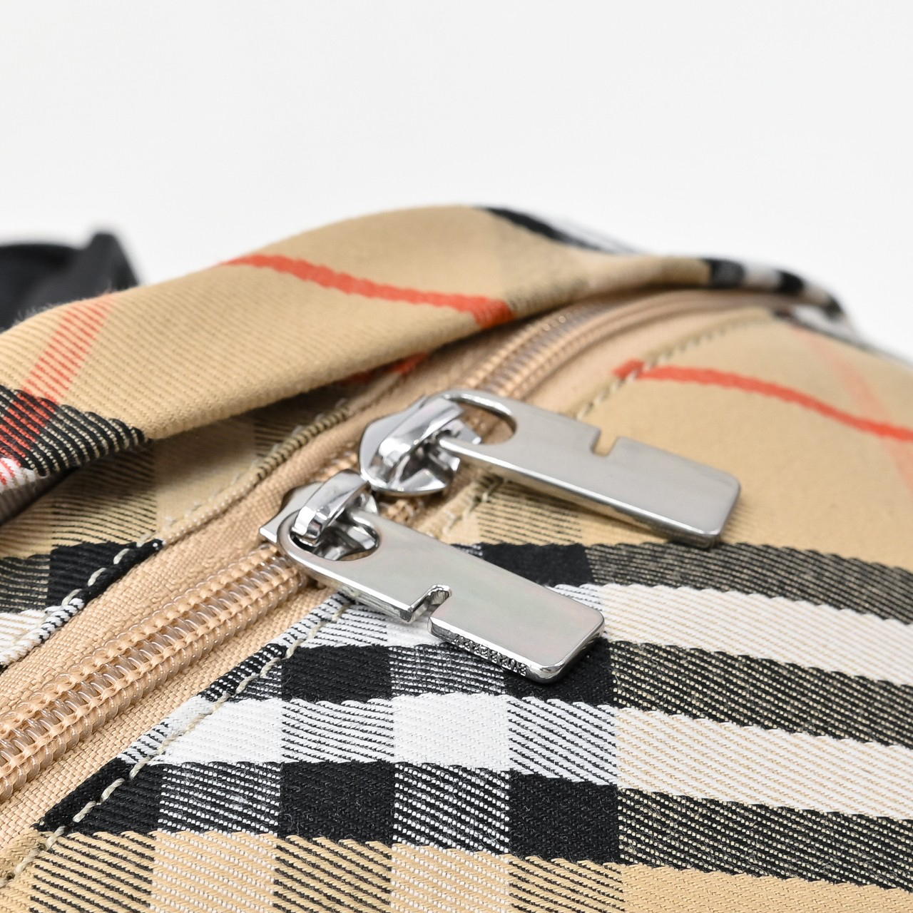 Burberry bag-18
