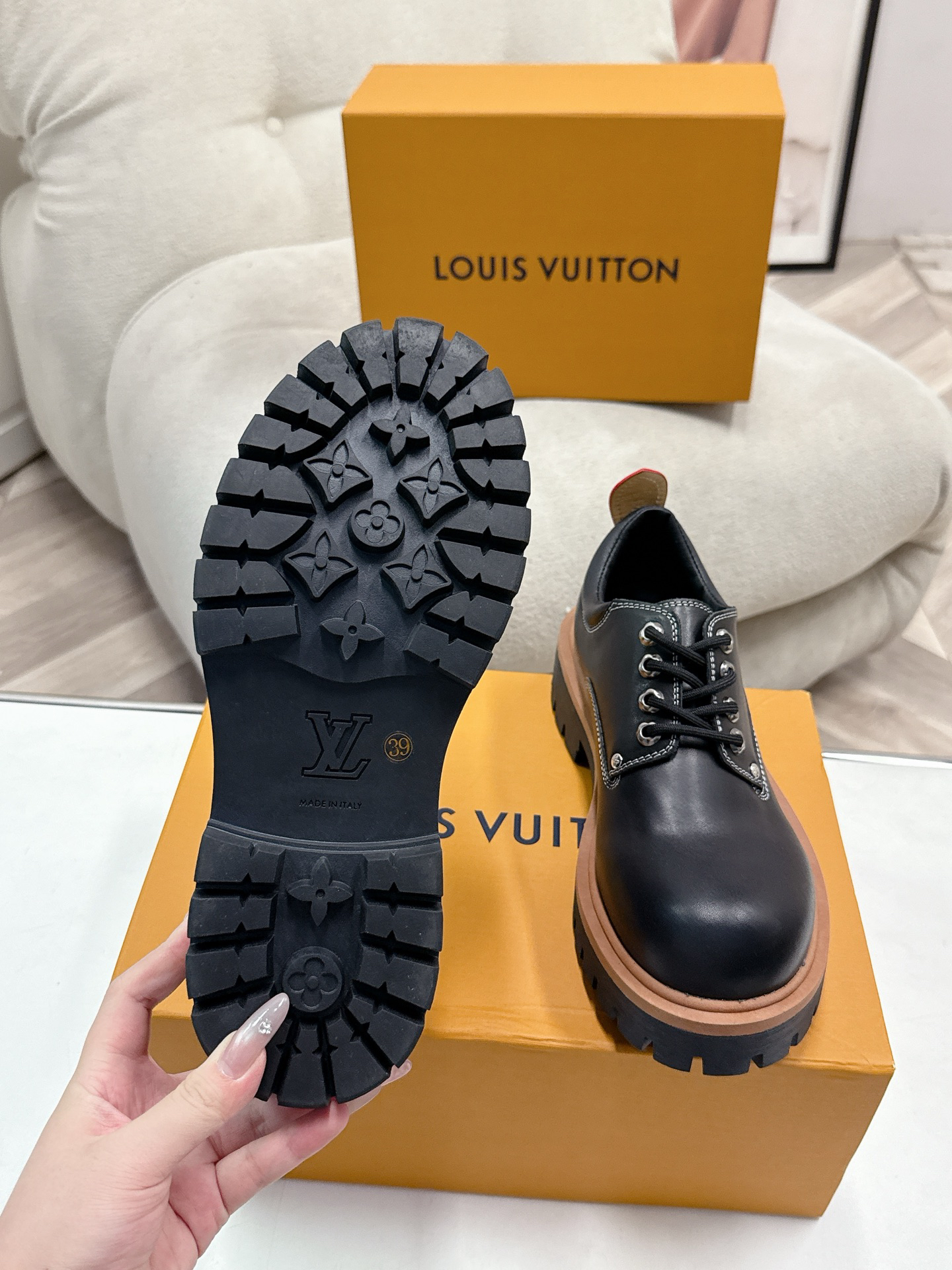 LV women's leather shoes-48