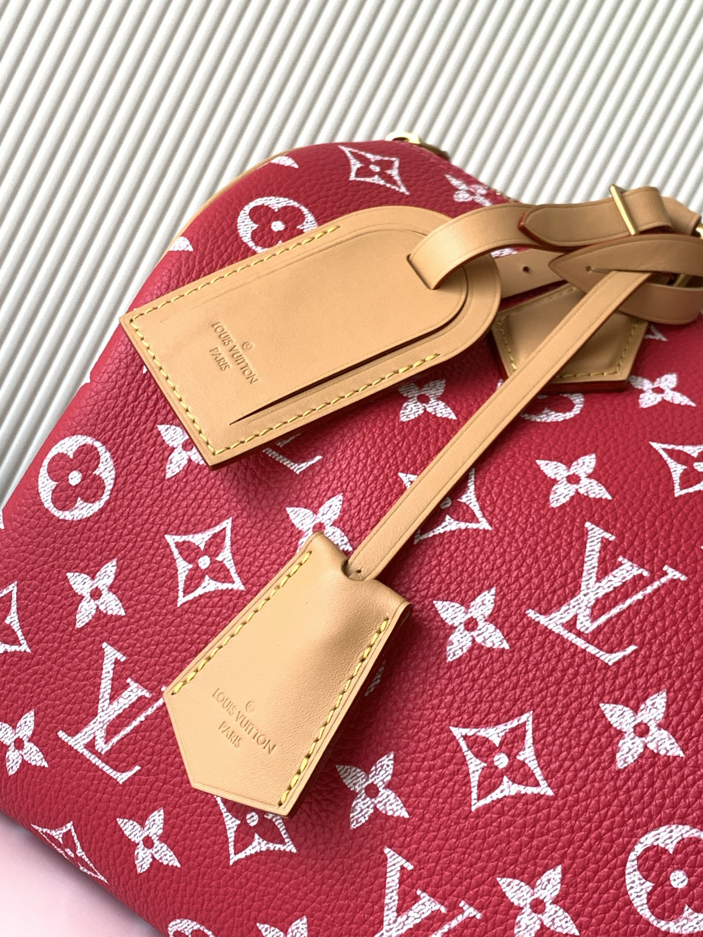 Louis Vuitton bag-152