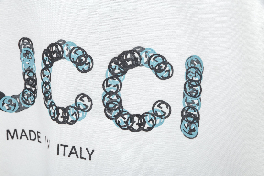 Gucci clothing-76