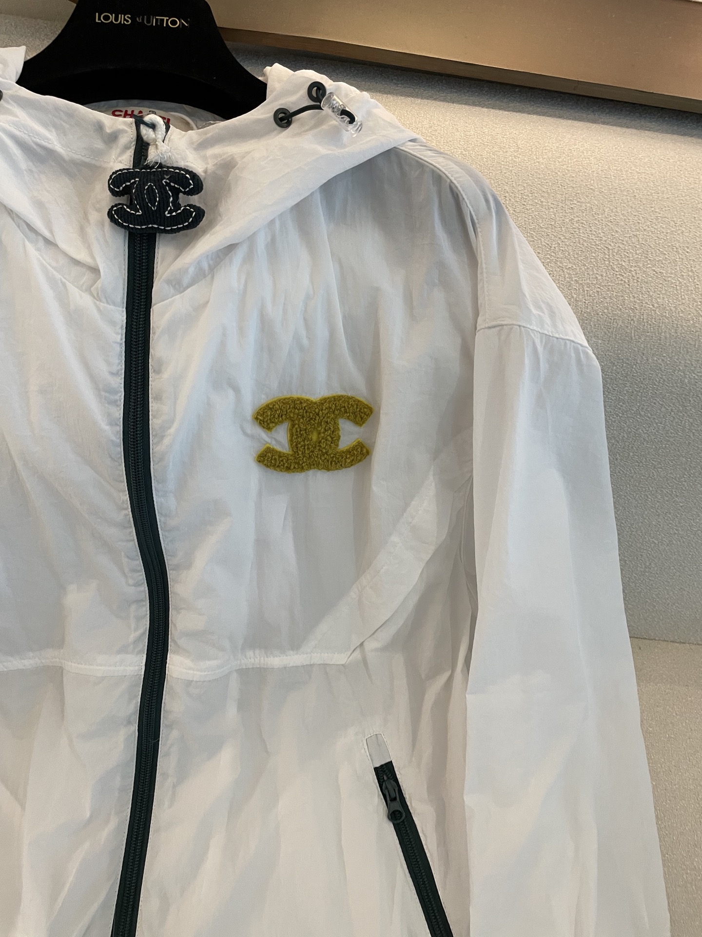 Chanel Clothing-242
