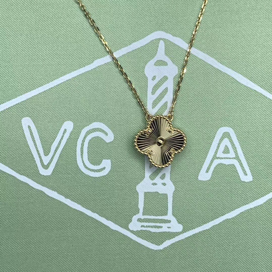 Van Cleef & Arpels necklace-25