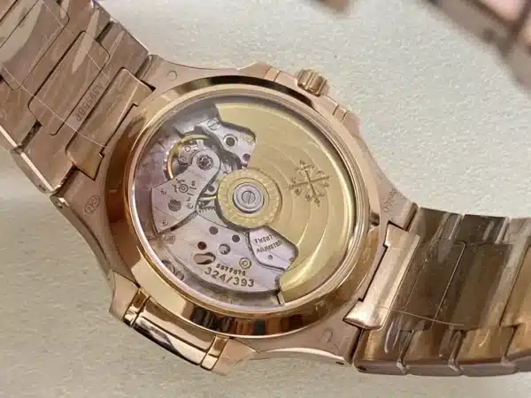 Nautilus 7118/1R-001 Ladies Automatic 35.2 mm,Rose gold