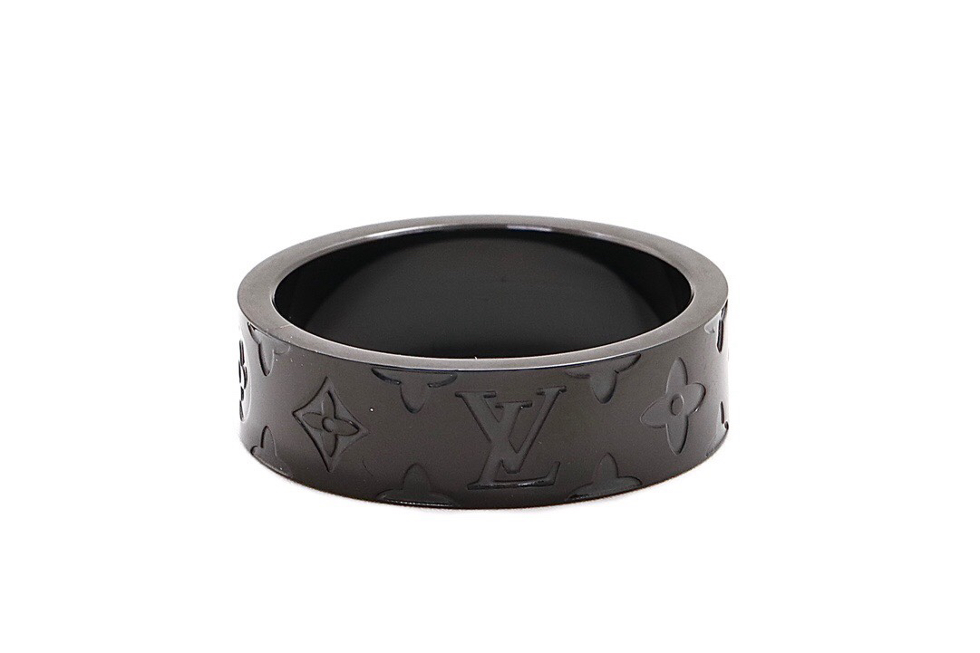 LV ring-11