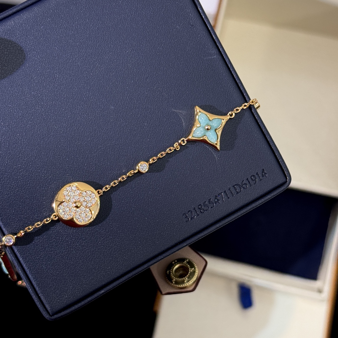 LV Bracelet-68