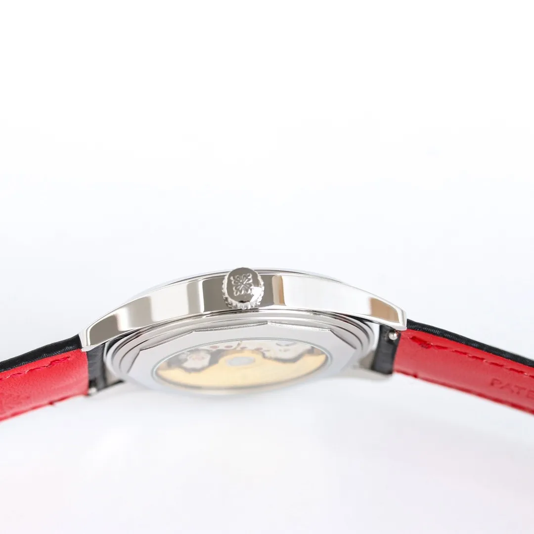 Calatrava 6007G-010 DATE, SWEEP SECONDS. 40 mm,White gold