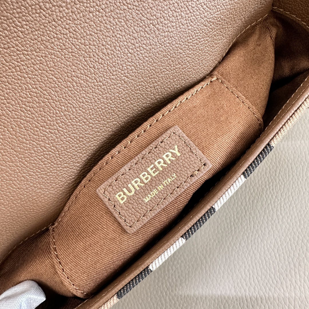 Burberry bag-31