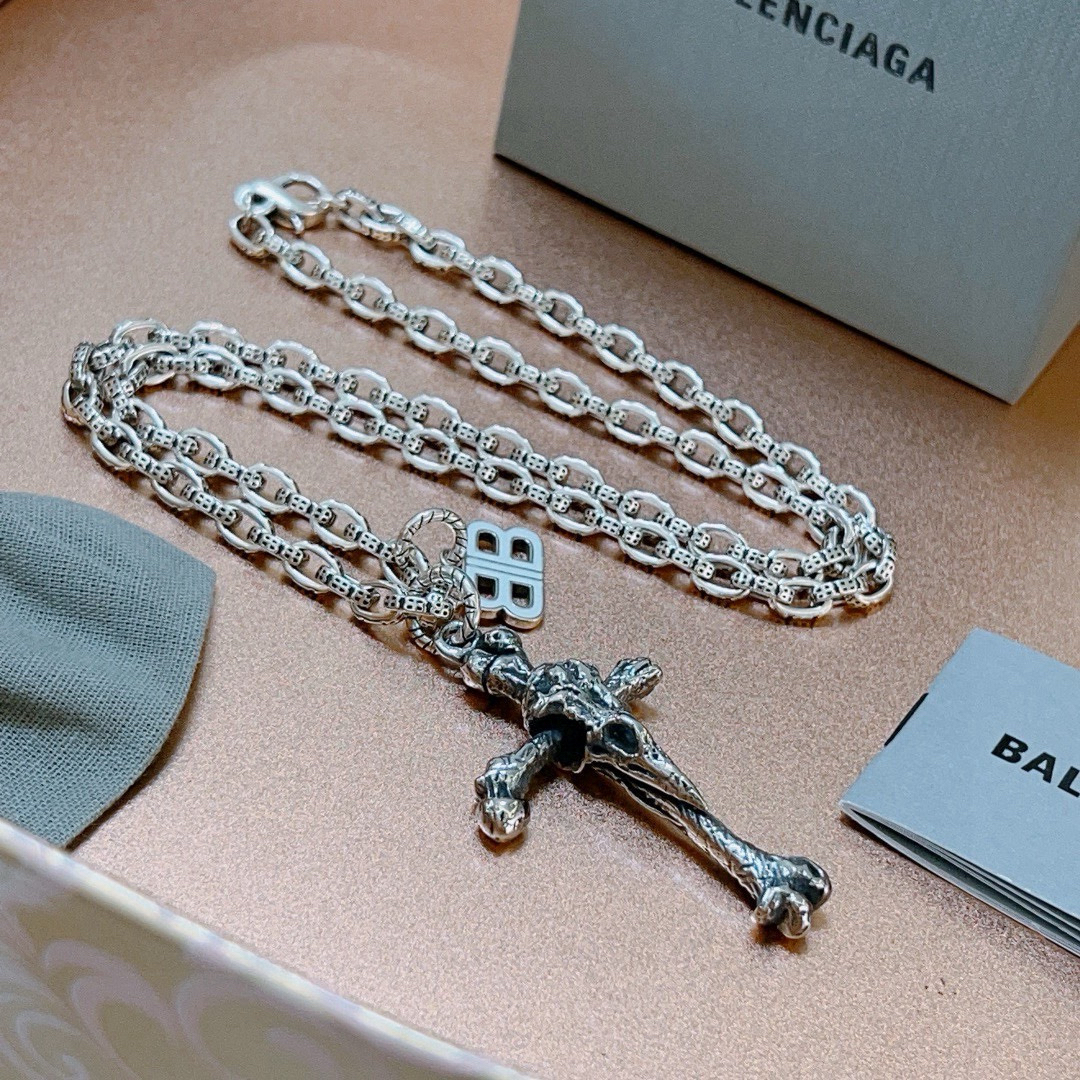 Balenciaga necklace-85