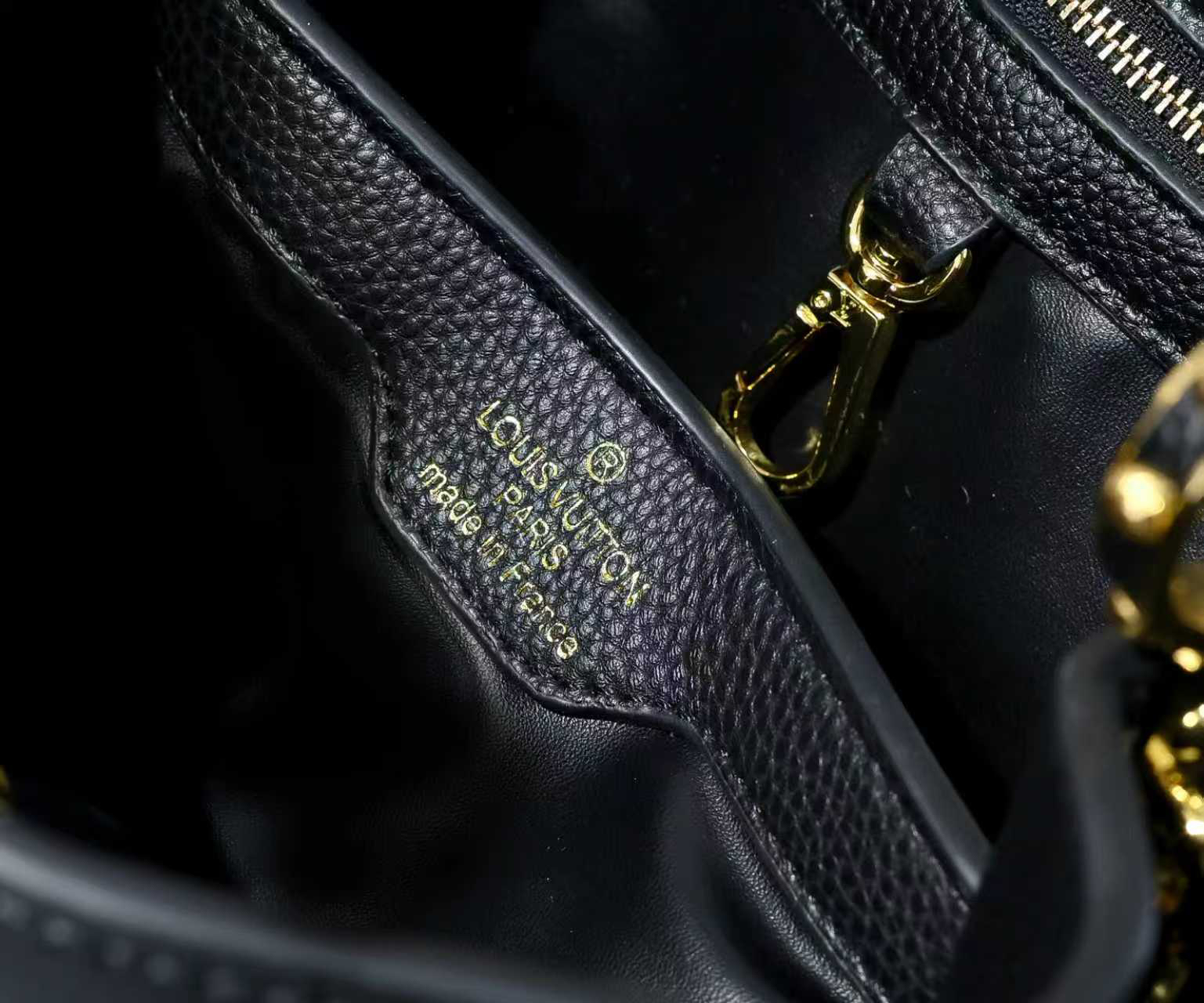 Louis Vuitton bag-140