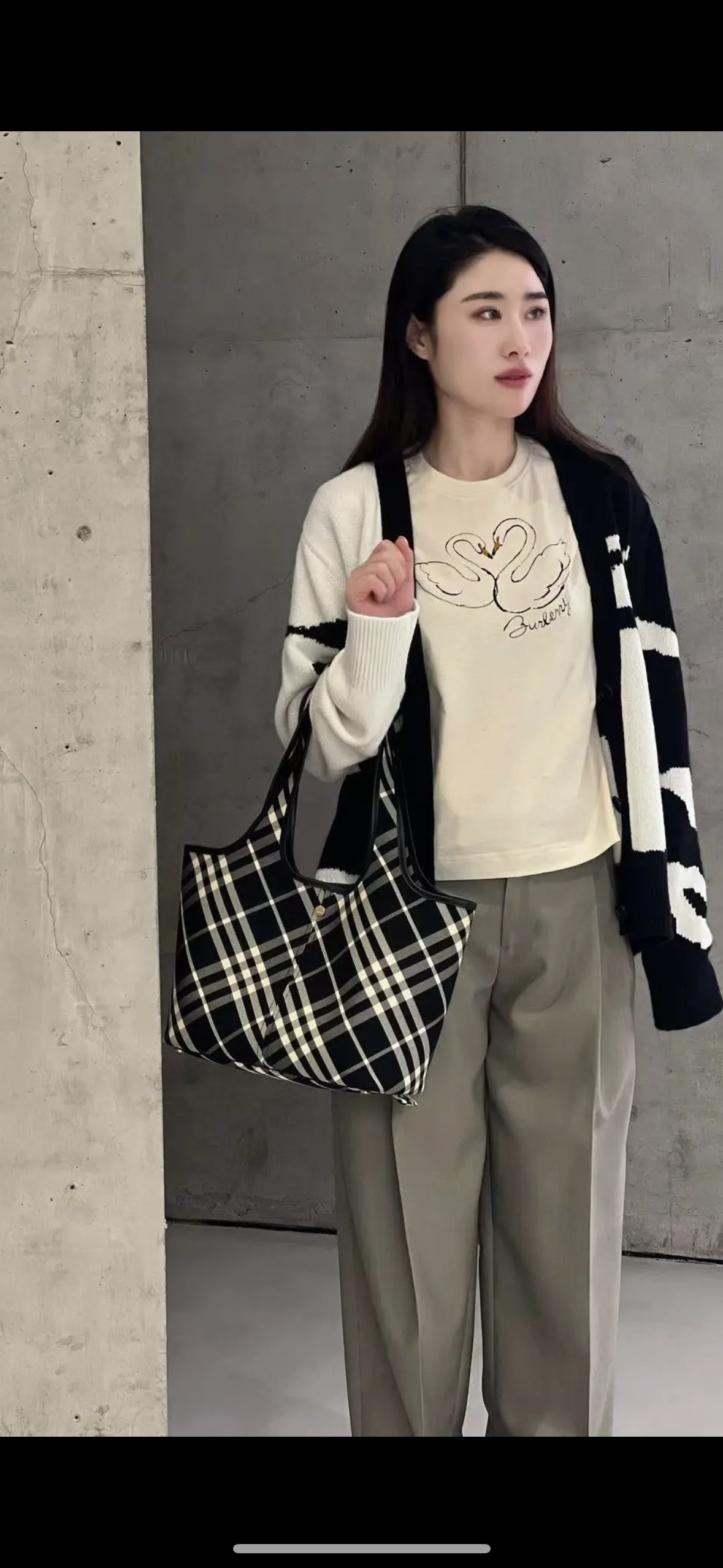 Burberry bag-54
