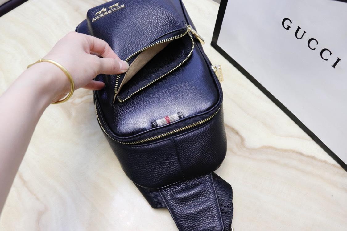 Burberry 6304 Men Leather Chest Pack Bag Black