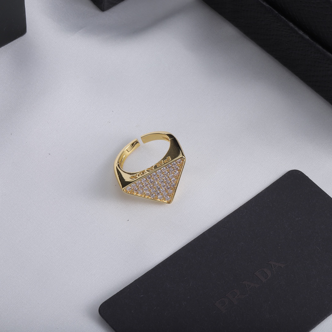 Prada ring-3