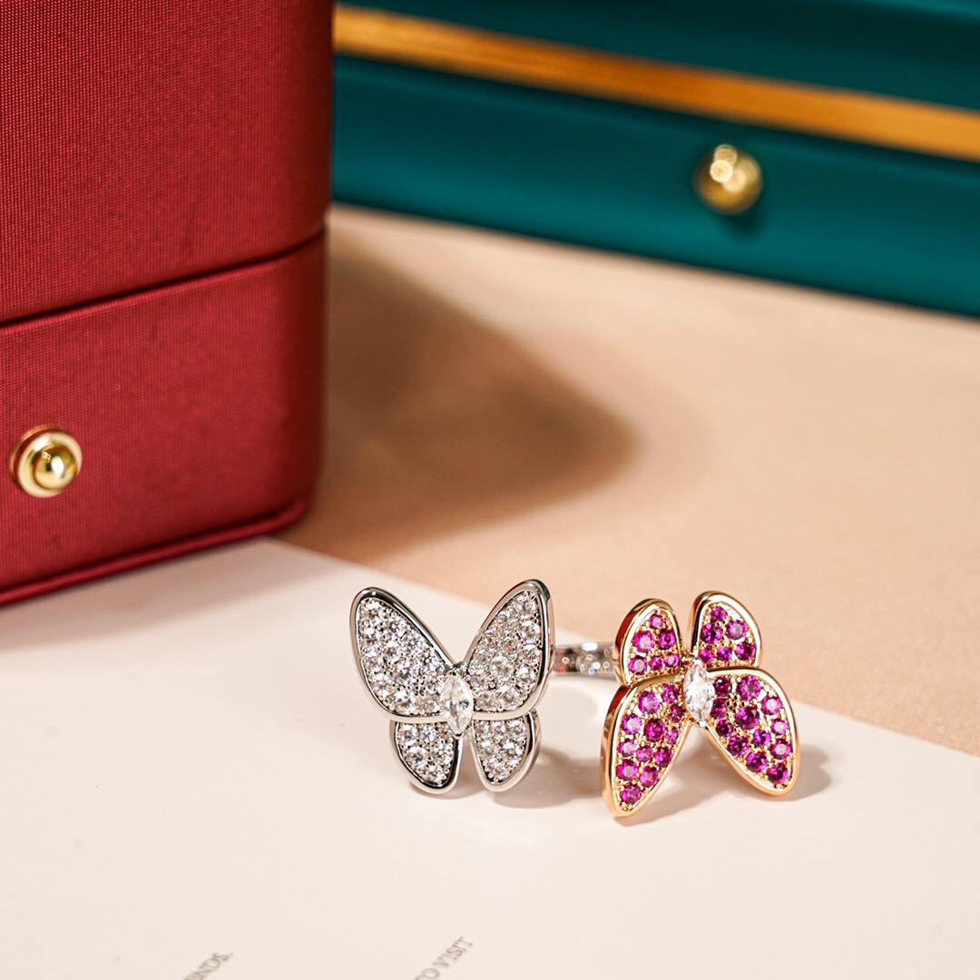 Van Cleef & Arpels ring-71