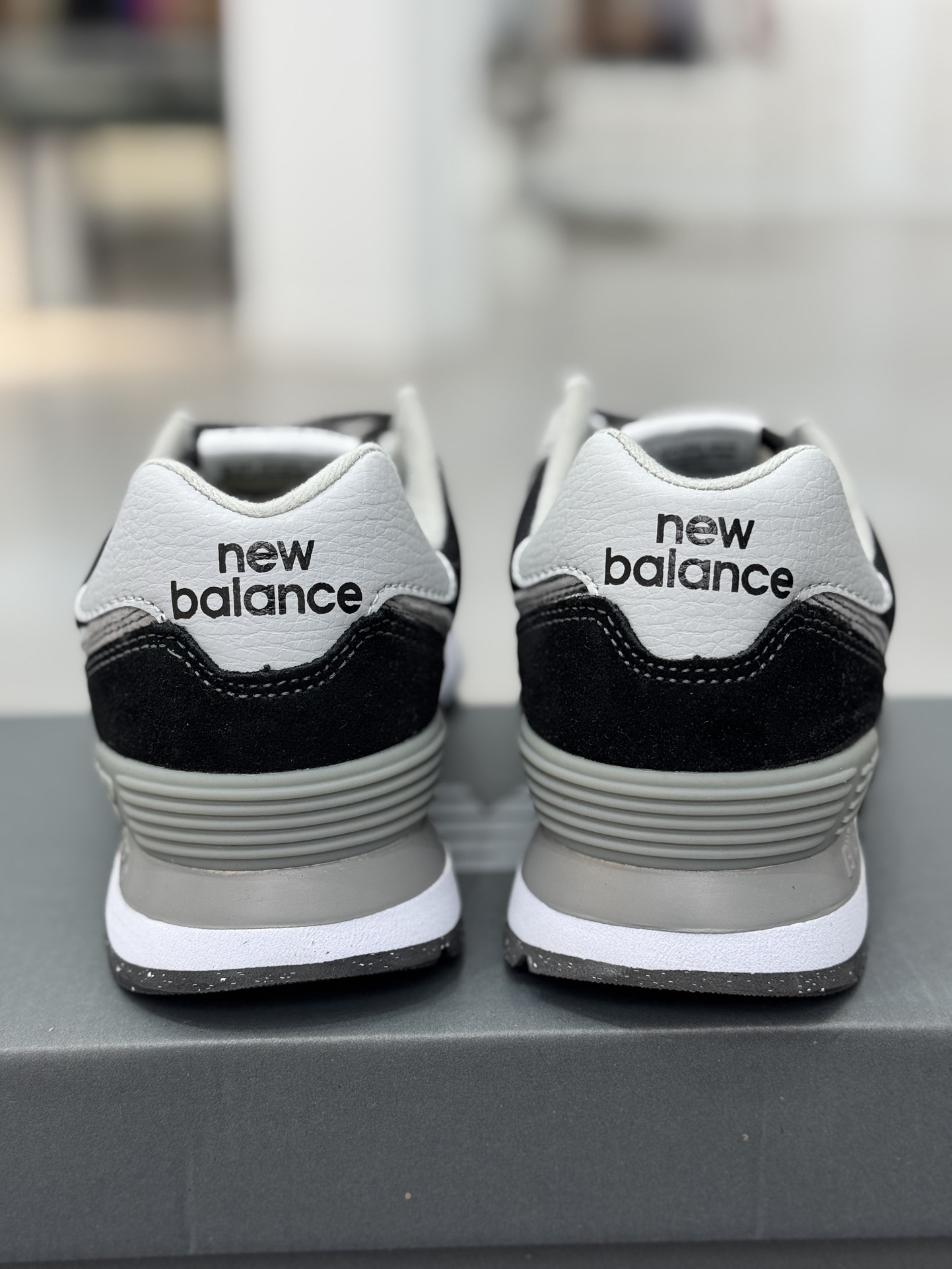 New Balance Sneakers-180