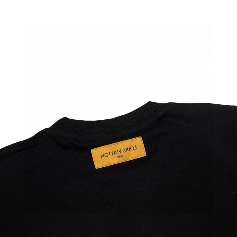 LV clothing-40
