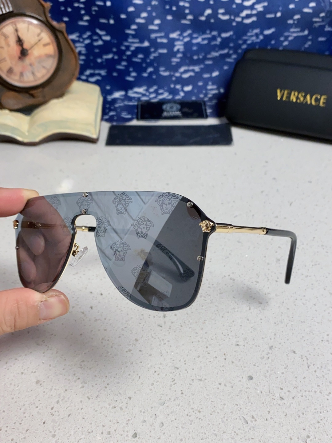 Versace glasses-15