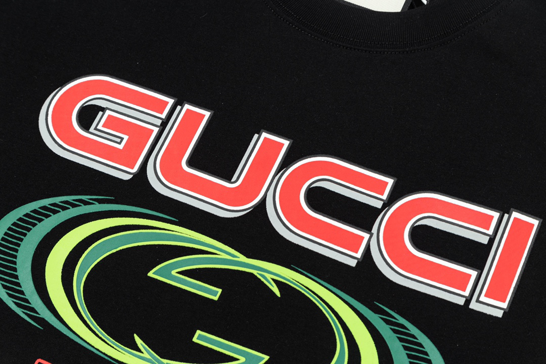 Gucci clothing-70