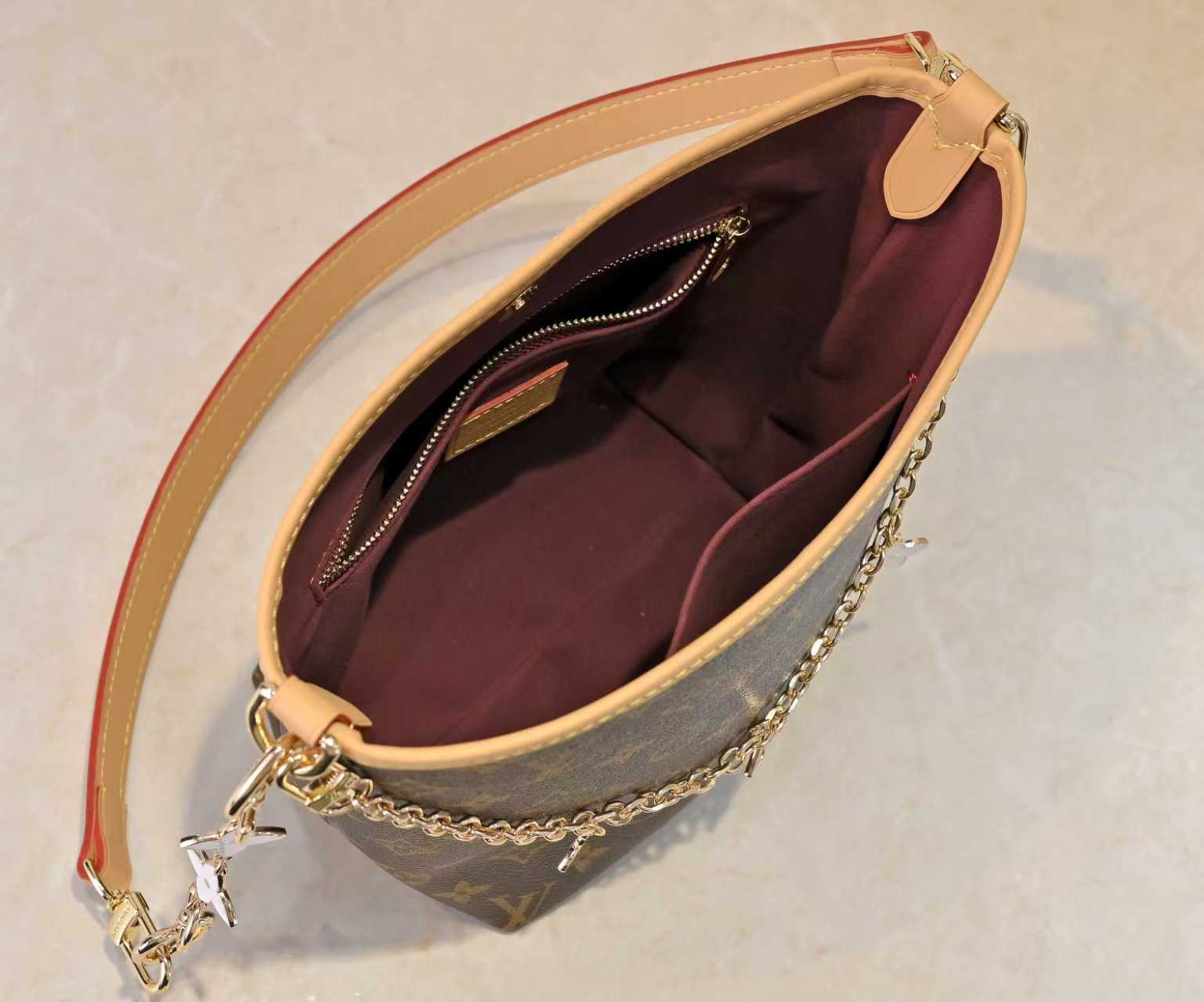Louis Vuitton bag-134