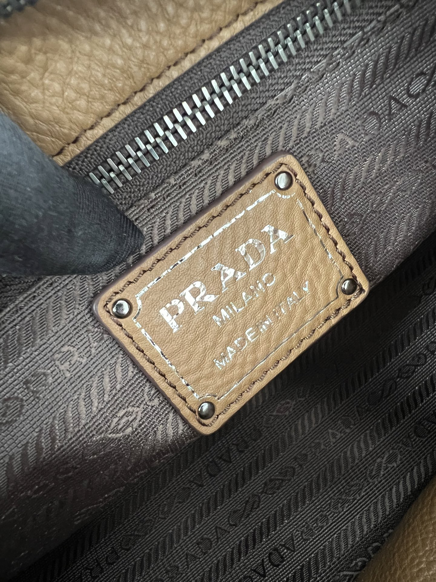 Prada bag-181