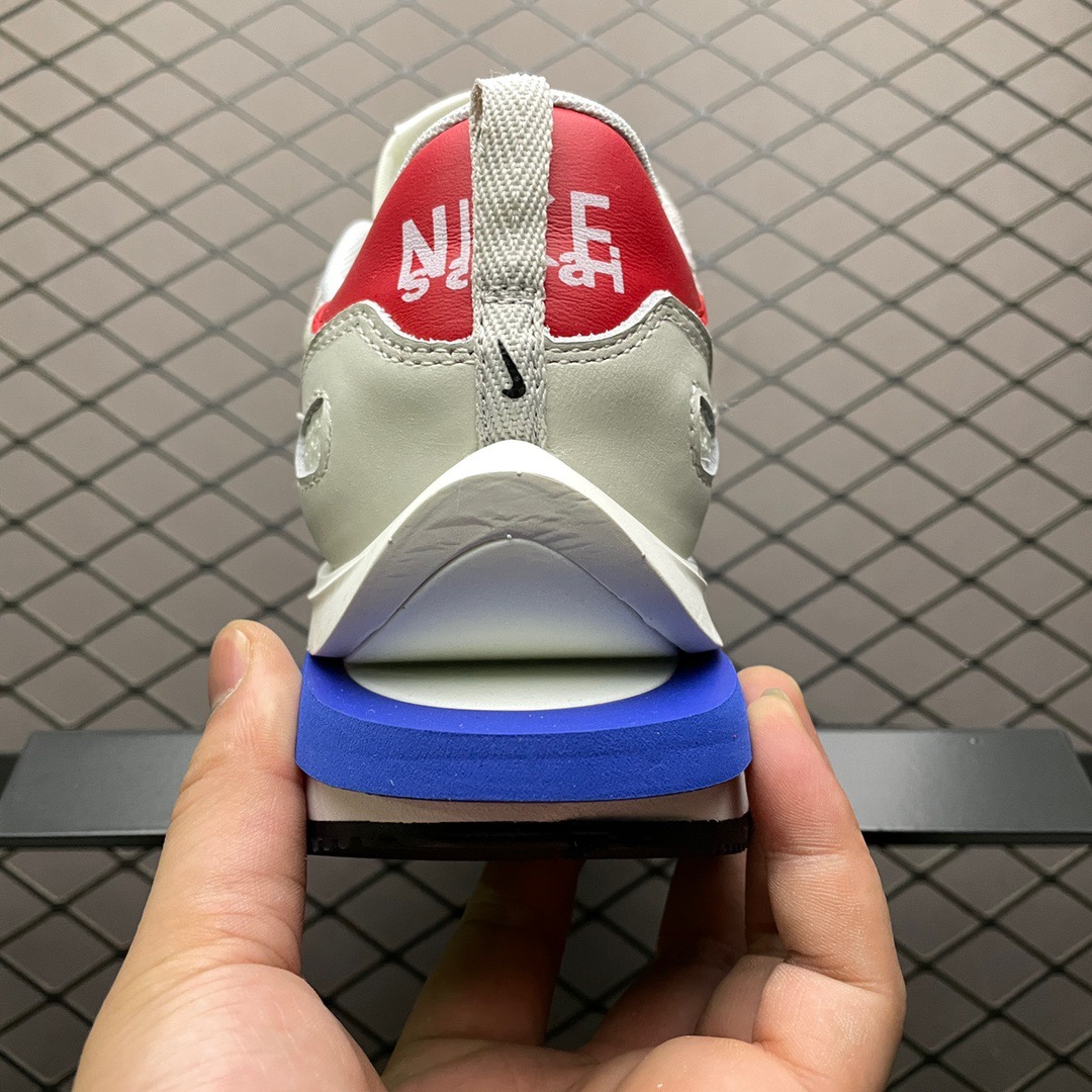 Nike Sneakers-149