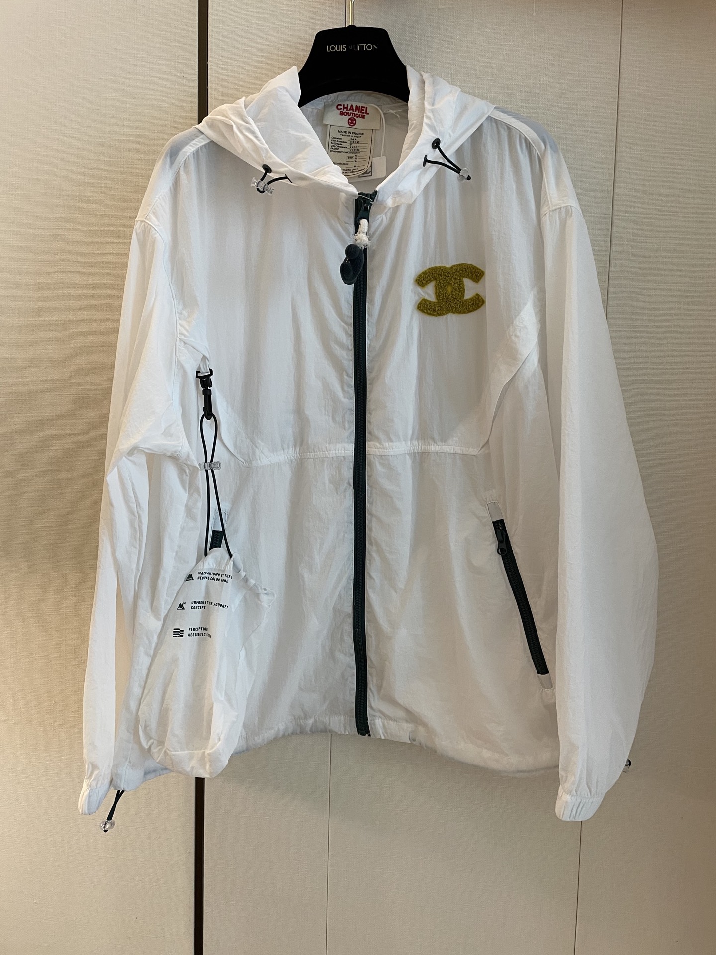 Chanel Clothing-242