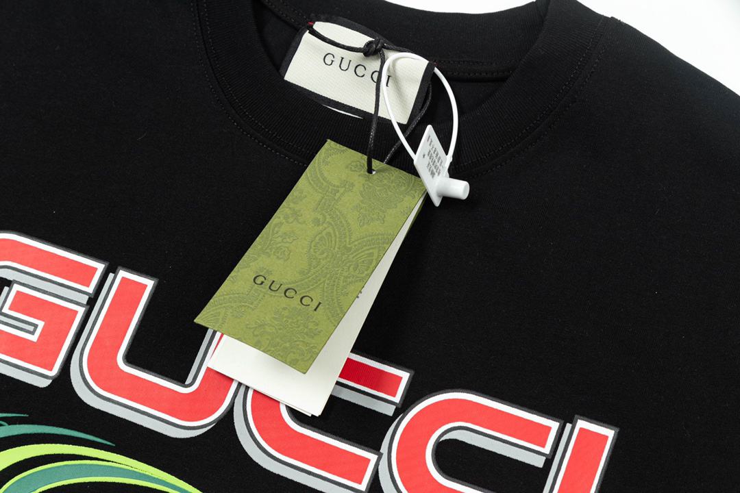 Gucci clothing-70