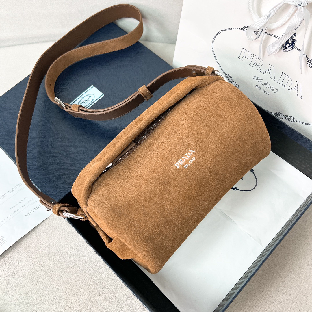Prada bag-185