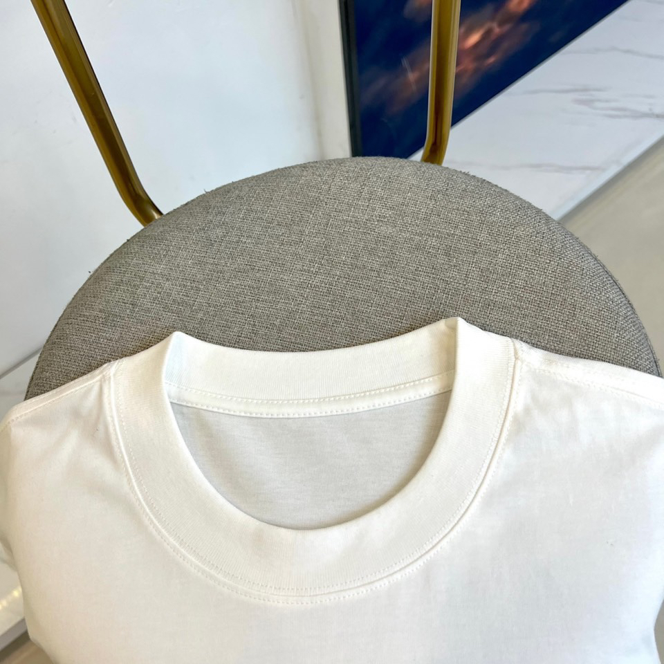 Gucci clothing-277