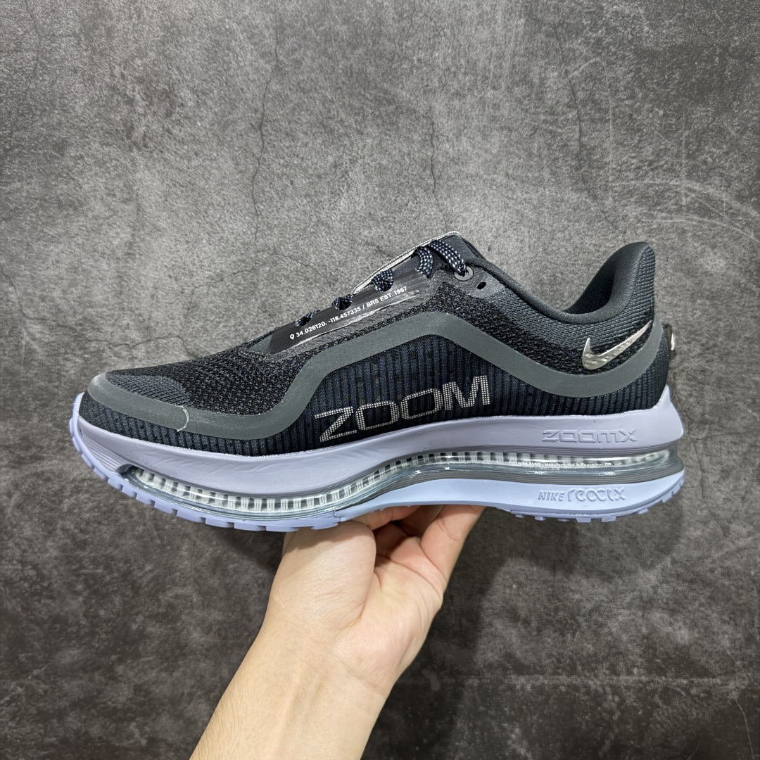 Nike Sneakers-95
