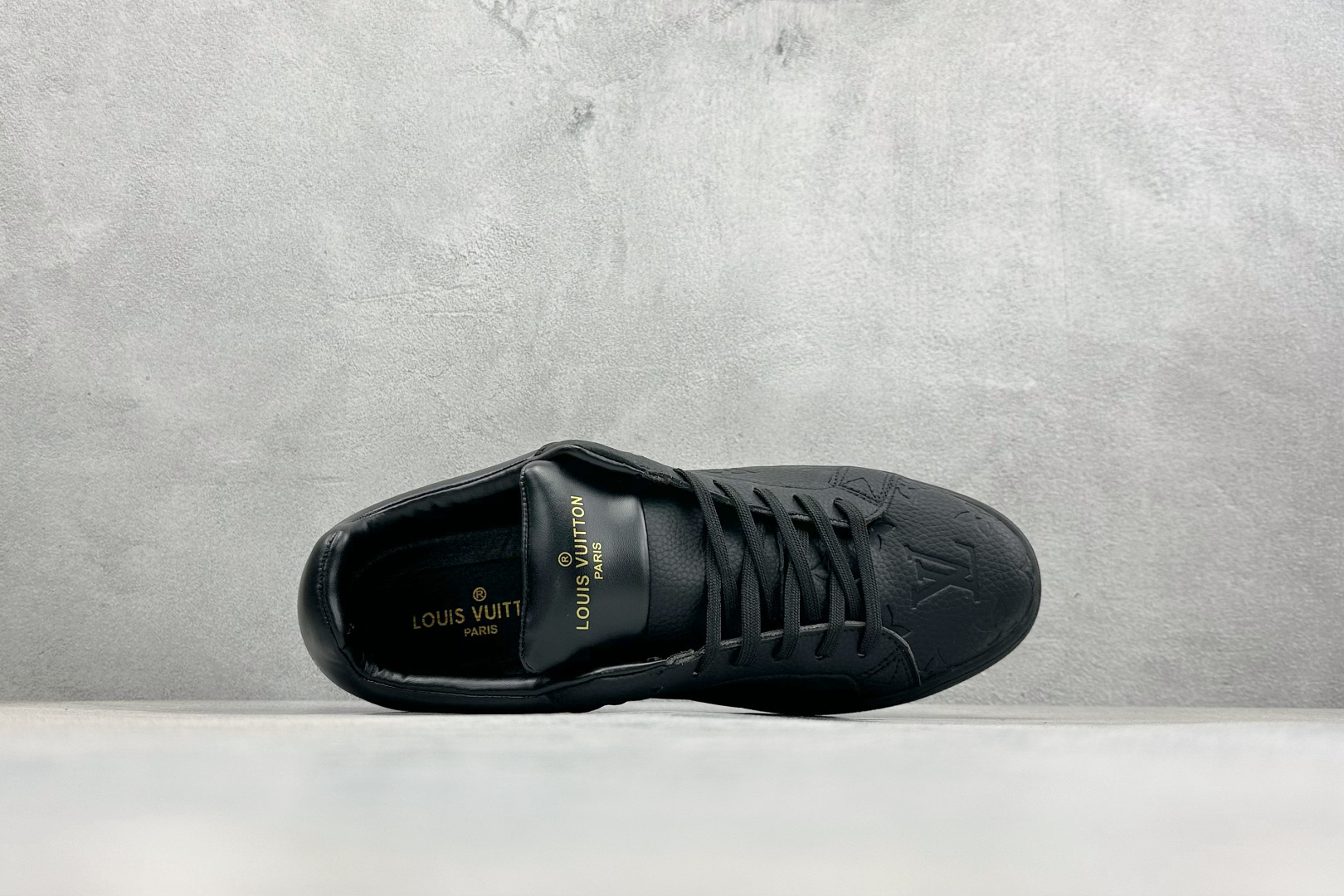Lv Sneakers-253