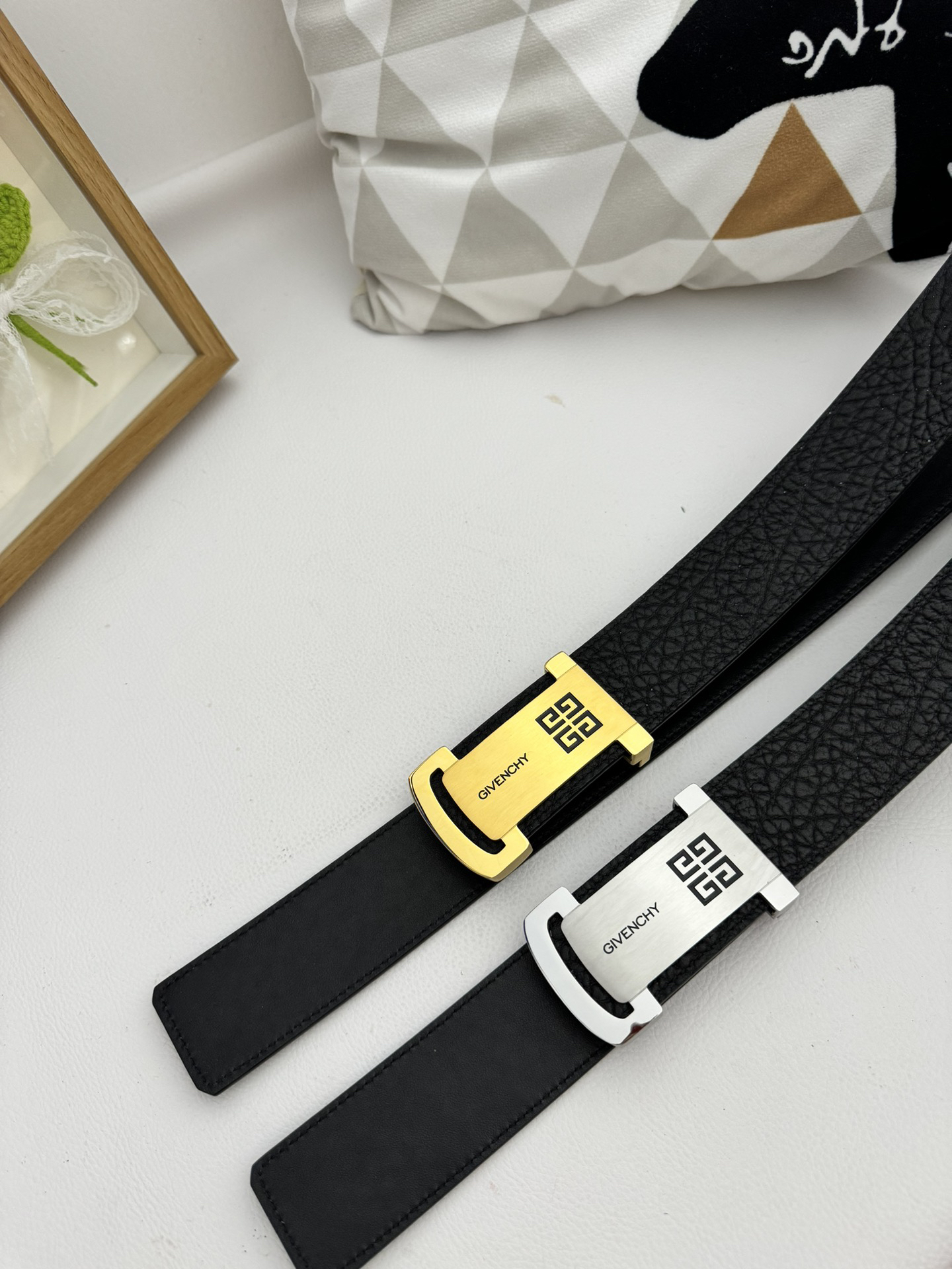 Givenchy belt-121