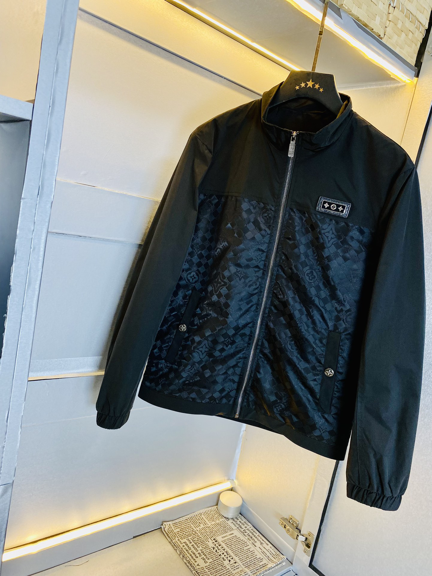 LV Clothing-289