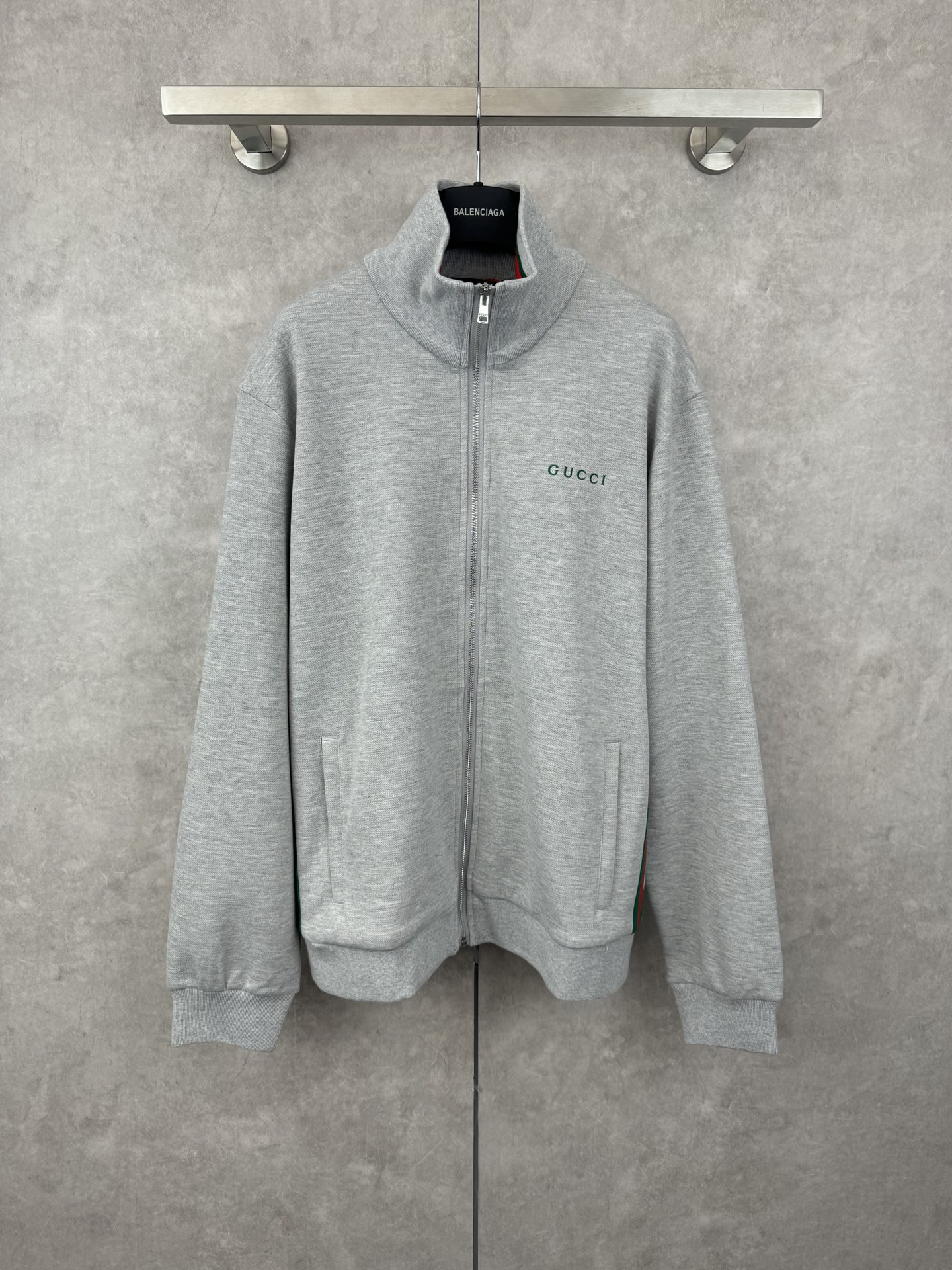 LV Clothing-347