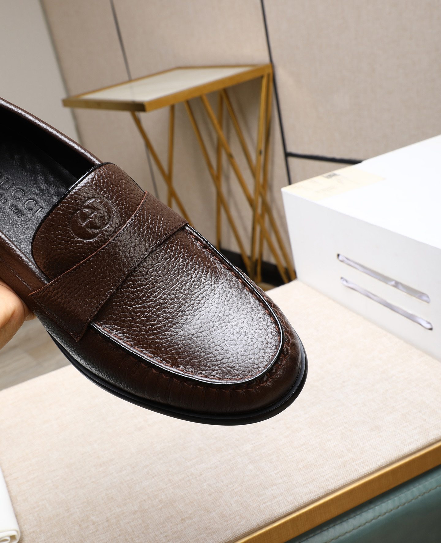Gucci men's leather shoes-104