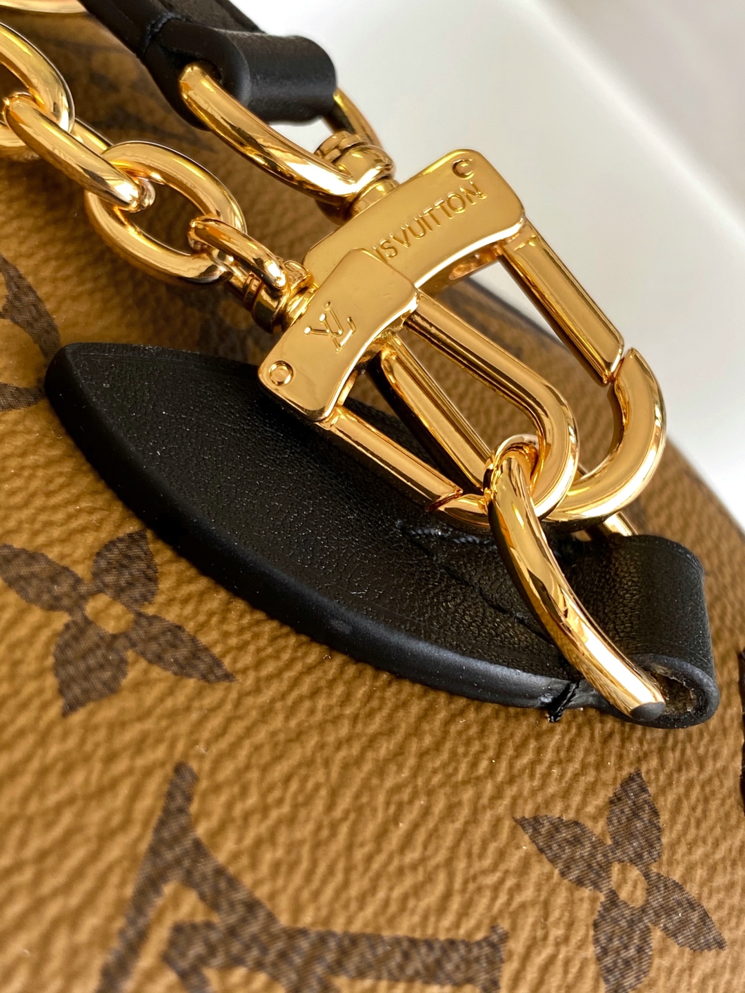 Louis Vuitton bag-25