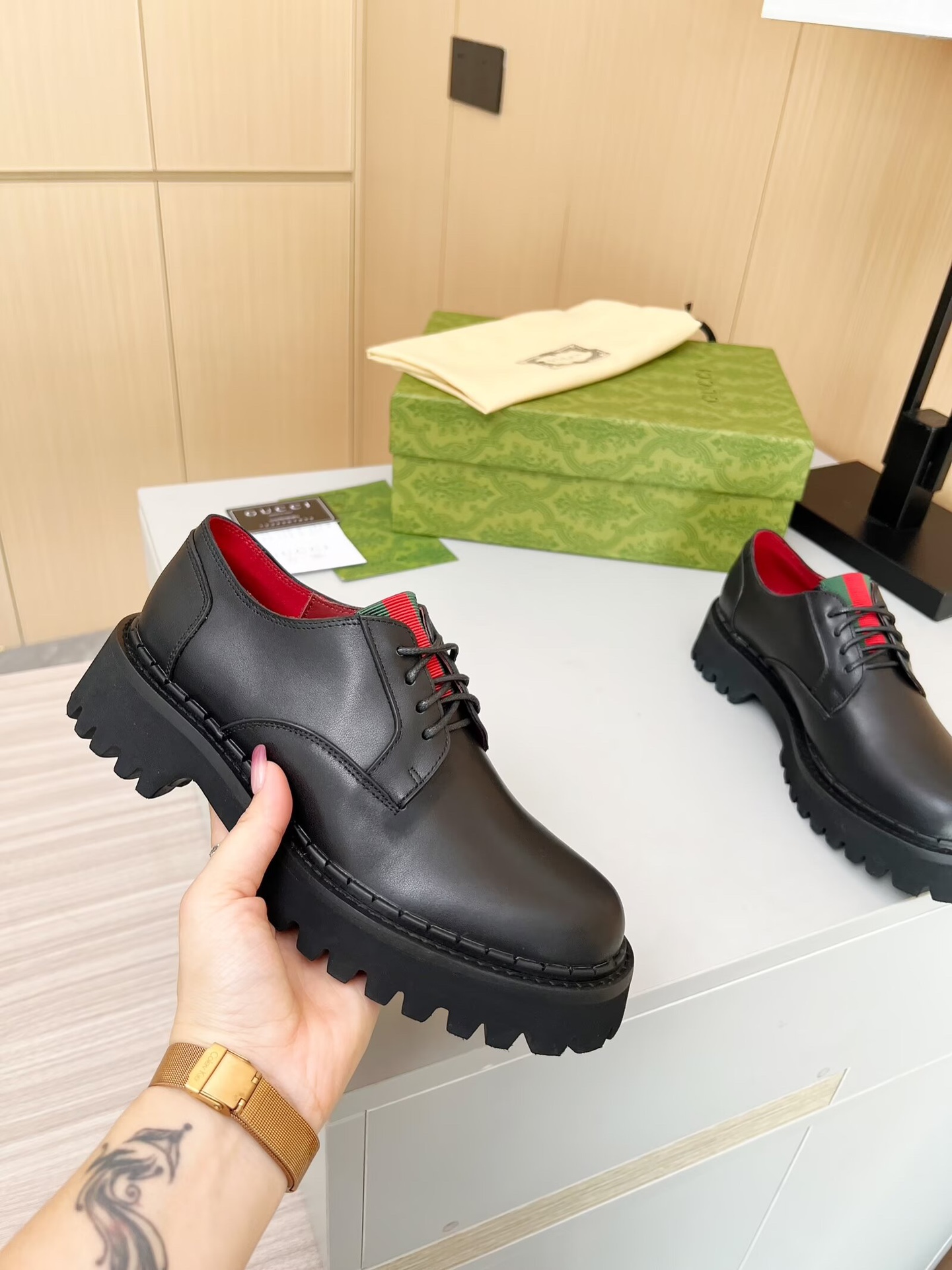 Gucci women's leather shoes-68
