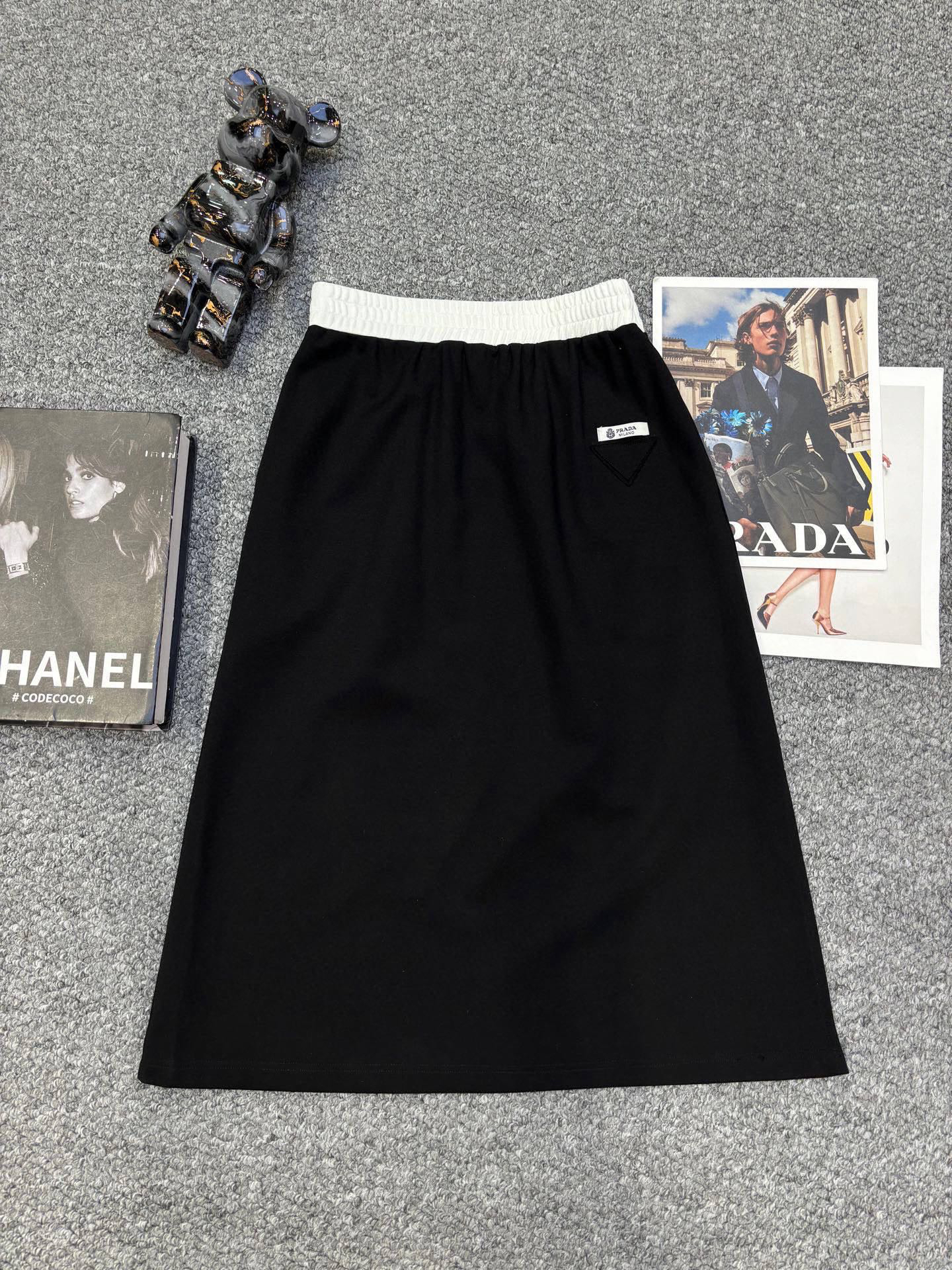 Prada Clothing-255