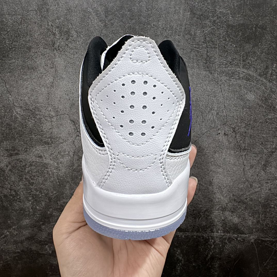 Nike Sneakers-85