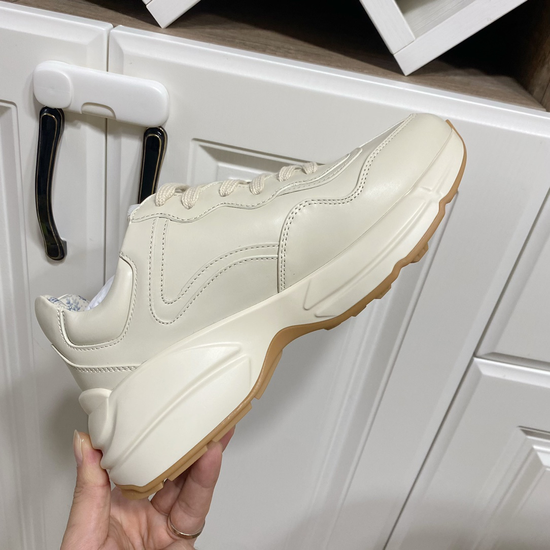 Gucci Sneakers-196