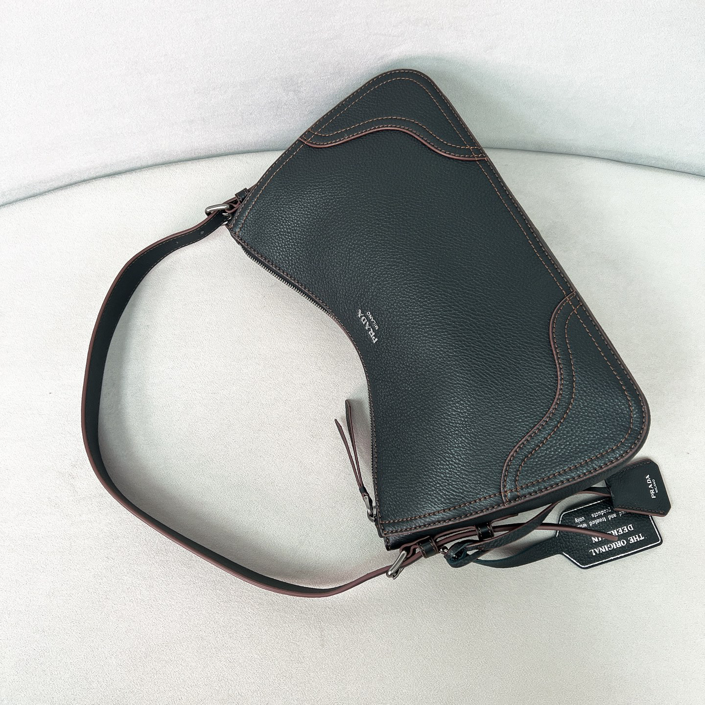 Prada bag-180