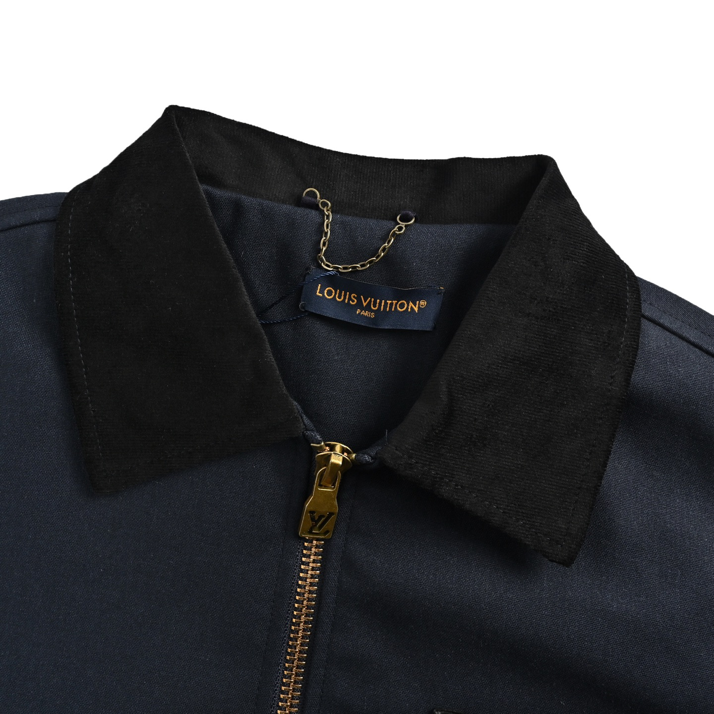 LV Clothing-338